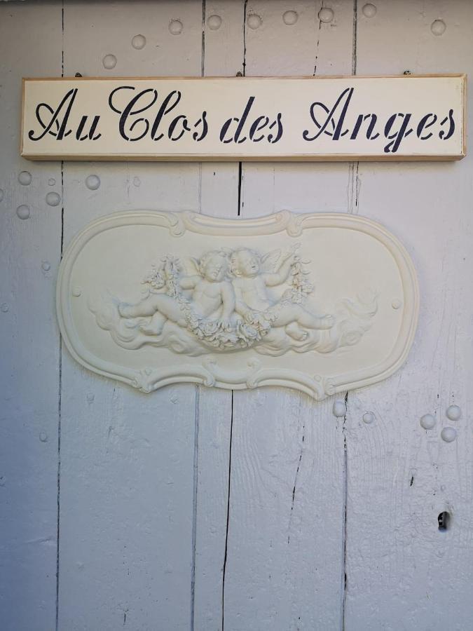 Au Clos Des Anges Bed & Breakfast Saint-Jean-de-Maruéjols-et-Avéjan Екстериор снимка